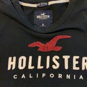 Long Sleeve Hollister T-shirt XL